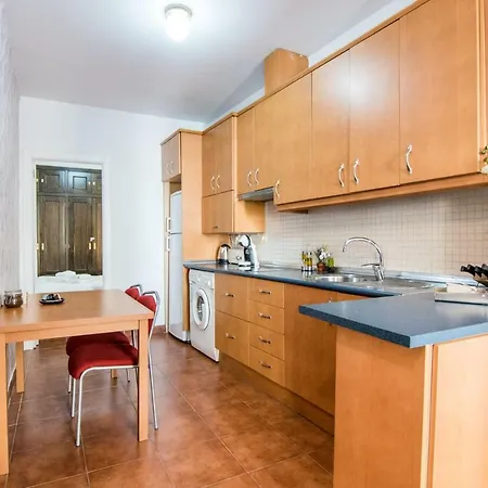 tuGuest Plaza Nueva Apartment-2
